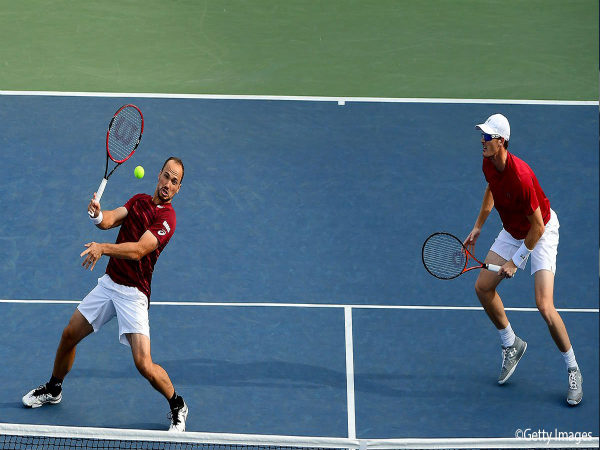 Jamie Murray (right) and Bruno Soares (Image courtesy: Jamie Murray Twitter) Jamie Murray (right) and Bruno Soares (Image courtesy: Jamie Murray Twitter)