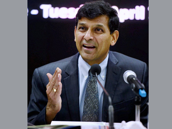 Rajan warns against low interest rates Rajan warns against low interest rates