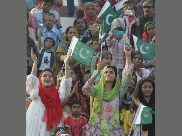 The Pak cheers