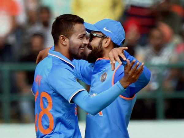 Hardik Pandey and Virat Kohli Hardik Pandey and Virat Kohli