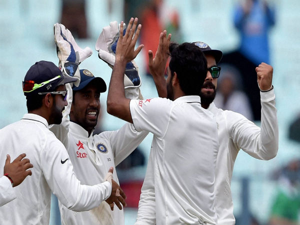Bhuvaneswar Kumar celebrates with teammates Bhuvaneswar Kumar celebrates with teammates