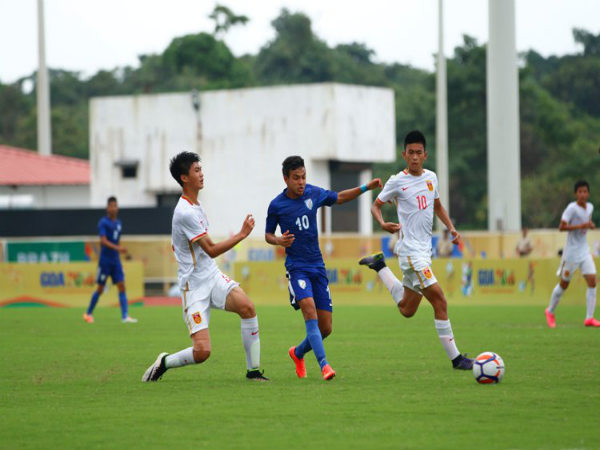 India's Komal Thatal (centre) against China (Image courtesy: Indian Football Team Twitter handle) India's Komal Thatal (centre) against China (Image courtesy: Indian Football Team Twitter handle)