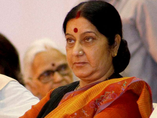 Swaraj comes to the rescue of a woman Swaraj comes to the rescue of a woman