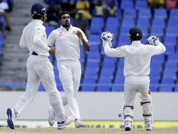 Ravichandran Ashwin and Wriddhiman Saha Ravichandran Ashwin and Wriddhiman Saha