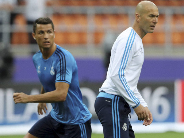 Cristiano Ronaldo (left) and Zinedine Zidane Cristiano Ronaldo (left) and Zinedine Zidane