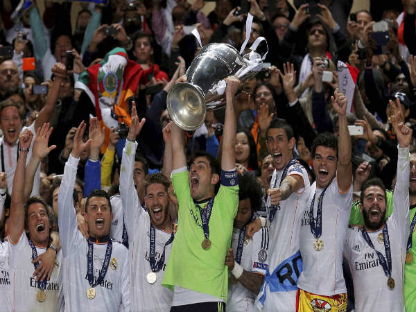 Cristiano Ronaldo with Real Madrid teammates (Image courtesy: Real Madrid Twitter handle)