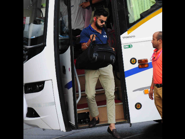 Virat Kohli arrives at Visakhapatnam