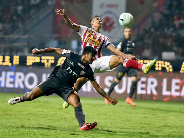 ISL 3: Hume's late goal secures ATK 1-1 draw against NorthEast ISL 3: Hume's late goal secures ATK 1-1 draw against NorthEast