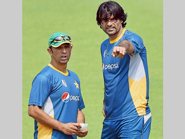 File photo: Azhar Mahmood (left) with Pakistani paceman Mohammad Irfan File photo: Azhar Mahmood (left) with Pakistani paceman Mohammad Irfan