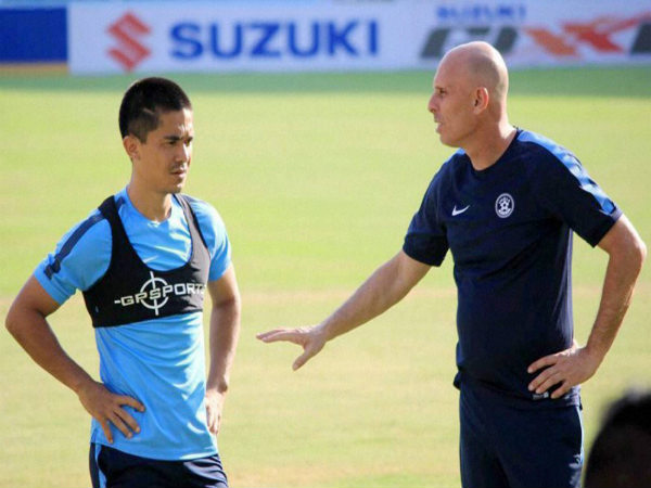 Stephen Constantine (right) with Sunil Chhetri Stephen Constantine (right) with Sunil Chhetri