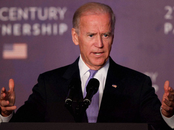 Biden speaks against ban on immigrants Biden speaks against ban on immigrants