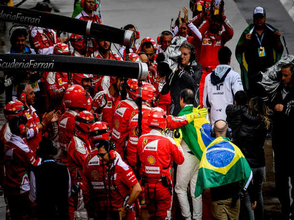 Felipe Massa receives guard of honour (Image courtesy: F1 Twitter handle) Felipe Massa receives guard of honour (Image courtesy: F1 Twitter handle)