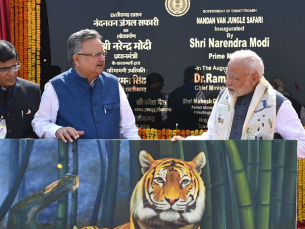 PM Modi, Raman Singh PM Modi, Raman Singh