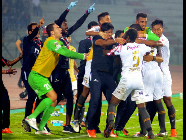 ISL 3: NorthEast United edge Pune City 1-0, keep semi-final hopes alive ISL 3: NorthEast United edge Pune City 1-0, keep semi-final hopes alive
