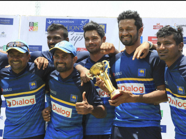 Sri Lanka brace for 'huge challenge' in South Africa Sri Lanka brace for 'huge challenge' in South Africa