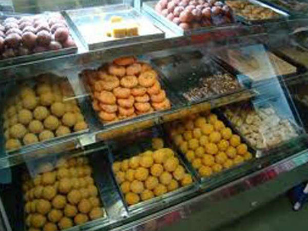 Demonetisation turns bitter for shops Demonetisation turns bitter for shops