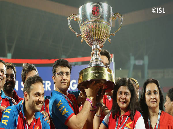 Sourav Ganguly lifts the ISL trophy (Image courtesy: ISL Twitter handle) Sourav Ganguly lifts the ISL trophy (Image courtesy: ISL Twitter handle)