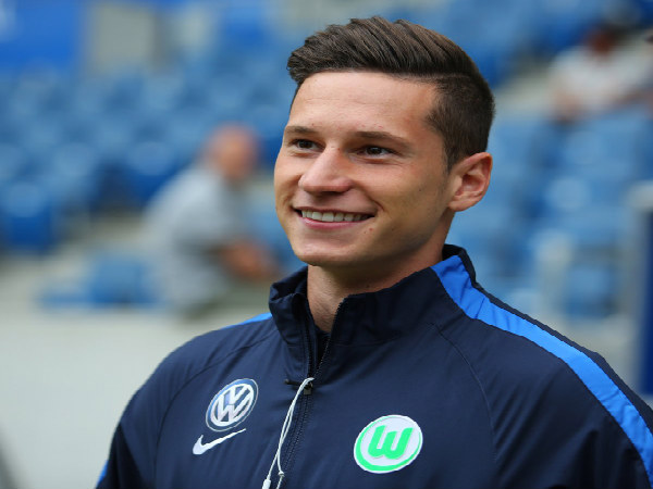 Julian Draxler (Wolfsburg Twitter handle) Julian Draxler (Wolfsburg Twitter handle)