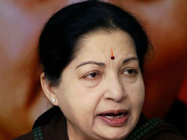 Security heightened on Kerala-TN border as Jayalalithaa critical Security heightened on Kerala-TN border as Jayalalithaa critical