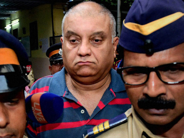 Rahul Mukerjea defends father Peter Rahul Mukerjea defends father Peter