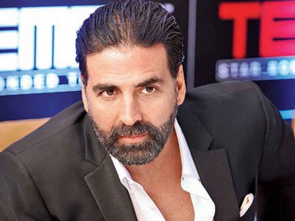Akshay Kumar meets Home Secretary Akshay Kumar meets Home Secretary