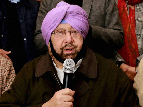 Amarinder rubbishes Kejriwal's remark, dares him to contest from Lambi Amarinder rubbishes Kejriwal's remark, dares him to contest from Lambi