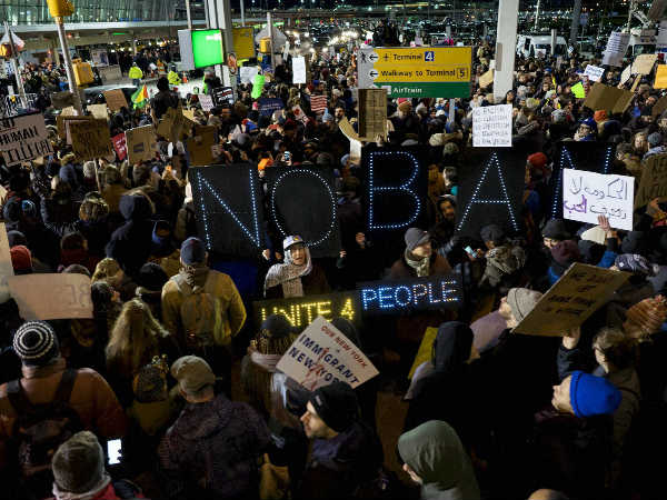 People protest against Donald Trump's ban People protest against Donald Trump's ban