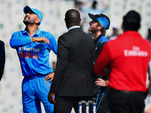 Michael Clarke to Michael Vaughan: International players hail MS Dhoni as one of greatest captains Michael Clarke to Michael Vaughan: International players hail MS Dhoni as one of greatest captains