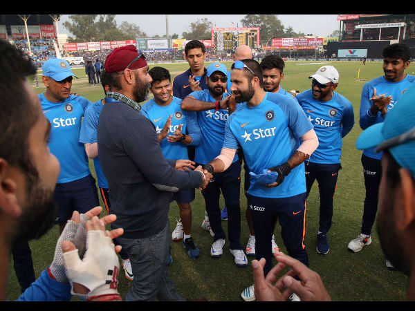 1st T20I: Eng thrash India by 7 wickets 1st T20I: Eng thrash India by 7 wickets