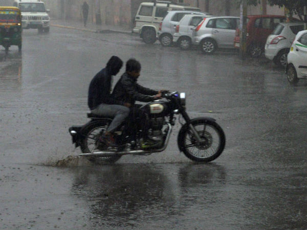 Rains, hail bring down mercury in Uttar Pradesh Rains, hail bring down mercury in Uttar Pradesh