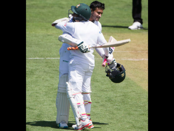 Shakib Al Hasan slams maiden Test double as Bangladesh pile up runs against New Zealand Shakib Al Hasan slams maiden Test double as Bangladesh pile up runs against New Zealand
