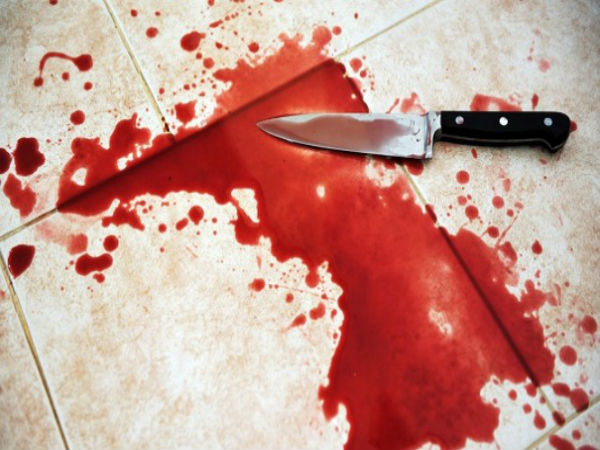 Mumbai: Woman stabbed by attacker Mumbai: Woman stabbed by attacker