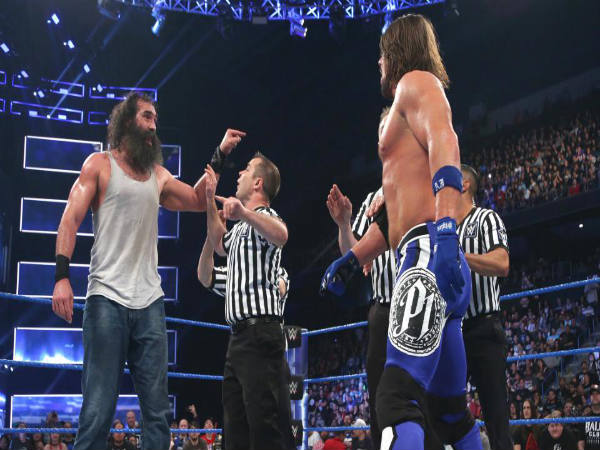 Luke Harper (left) and AJ Styles (Image courtesy: wwe.com) Luke Harper (left) and AJ Styles (Image courtesy: wwe.com)