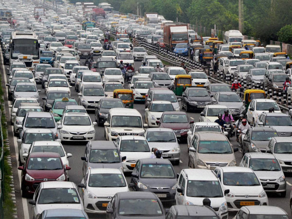 Vehicles stuck in heavy traffic jam at Alwar National Highway near Rajiv Chowk in Gurgaon. Vehicles stuck in heavy traffic jam at Alwar National Highway near Rajiv Chowk in Gurgaon.