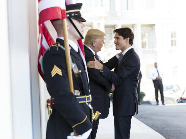 Trump, Trudeau meet, discuss many issues Trump, Trudeau meet, discuss many issues