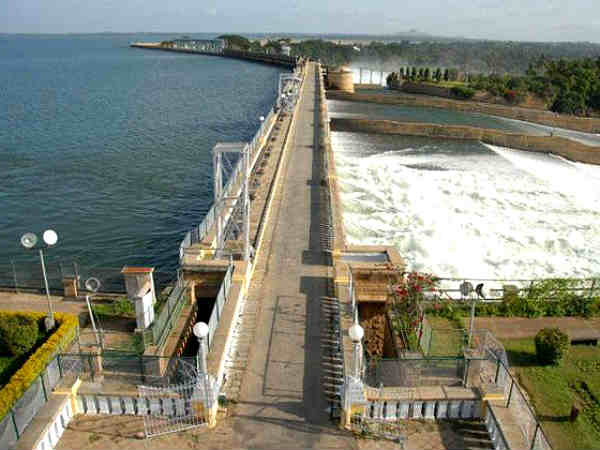Release 2,000 cusecs of Cauvery water to TN, SC tells Karnataka Release 2,000 cusecs of Cauvery water to TN, SC tells Karnataka