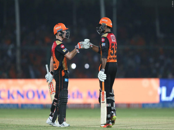 From left: David Warner and Vijay Shankar (image courtesy: BCCI) From left: David Warner and Vijay Shankar (image courtesy: BCCI)