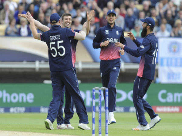 England players celebrate England players celebrate