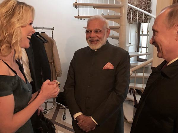 Are you on Twitter? NBC reporter asks Modi Are you on Twitter? NBC reporter asks Modi