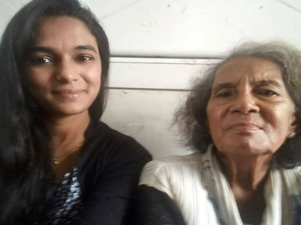 Moving story of an old lady transpired inside Mumbai local train will teach you not to judge anyone