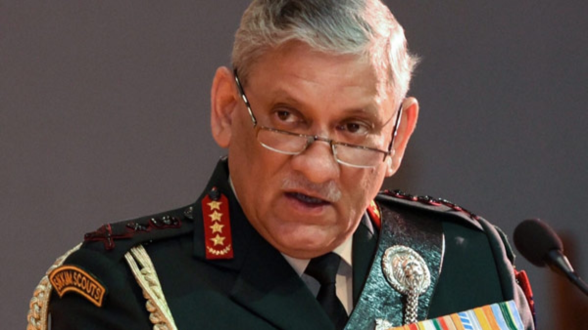 Women in combat role will create ruckus about peeping, maternity leave