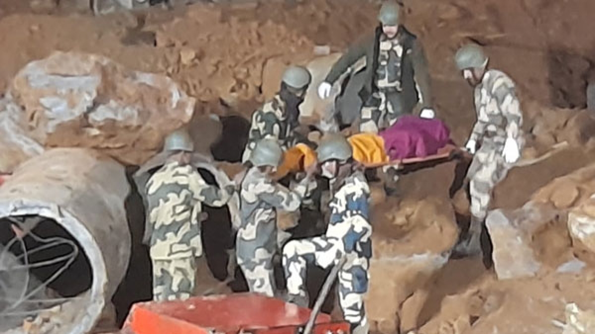 Mizoram 8 bodies recovered from stone quarry collapse site, 4 people