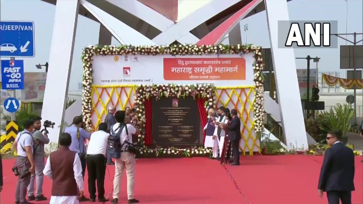 Mumbai Nagpur Samruddhi Mahamarg Latest News PM Modi inaugurates phase-1 of Nagpur-Mumbai Expressway 'Samruddhi