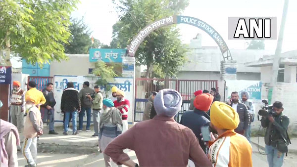 Attack on Tarn Taran police station The IB had warned of an attack two days back Oneindia News