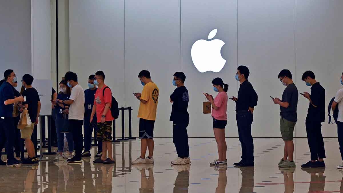 India’s first Apple store opening in April in Mumbai Oneindia News
