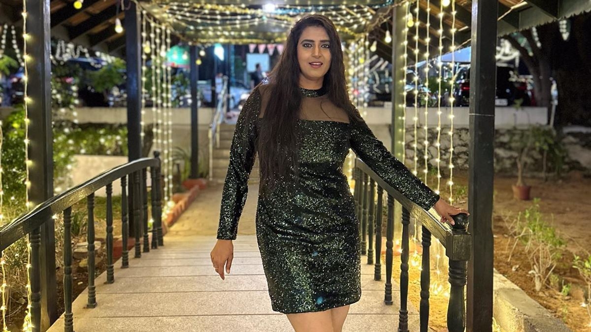 Tamil Actress Kasturi Trolls Upendra Singh Rawat Over MMS Leak; Asks For  Link Of The Video - Oneindia News