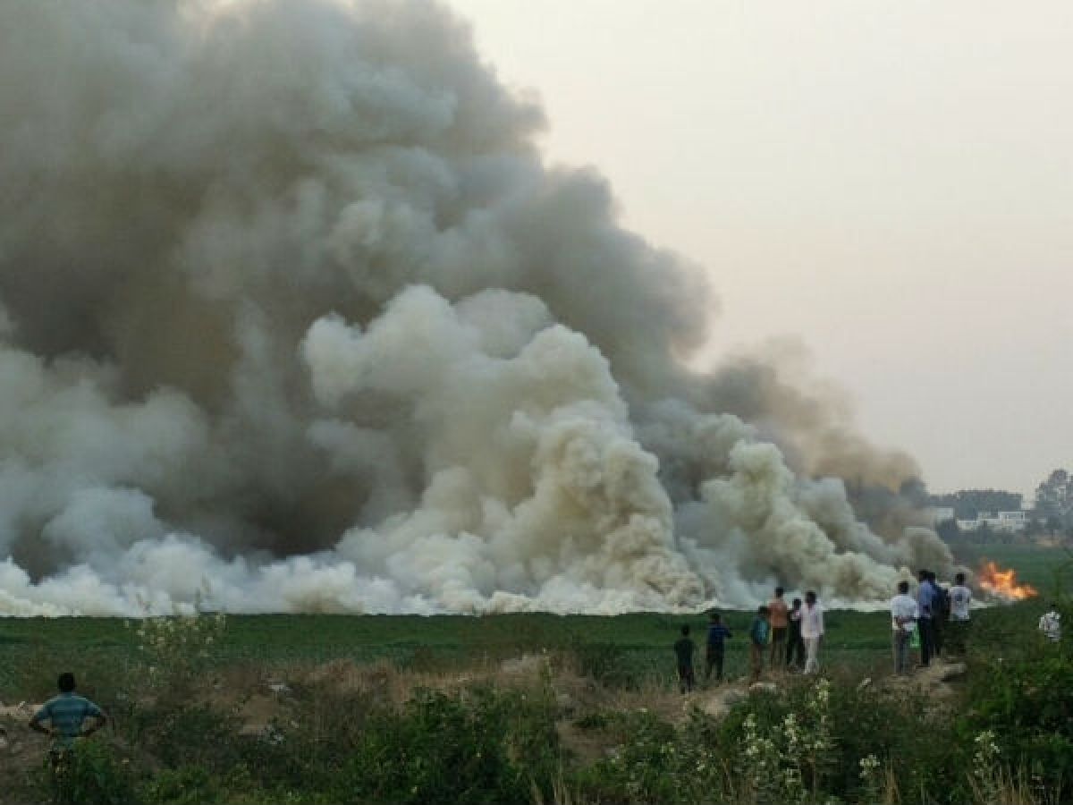 Bellandur lake catches fire yet again, nearby residents complain of