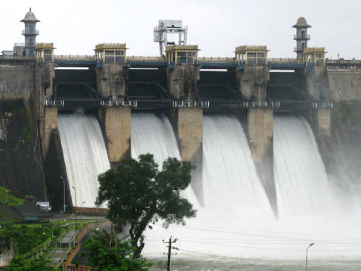 Harangi Reservoir Filled To Capacity Crest Gates Opened Oneindia News
