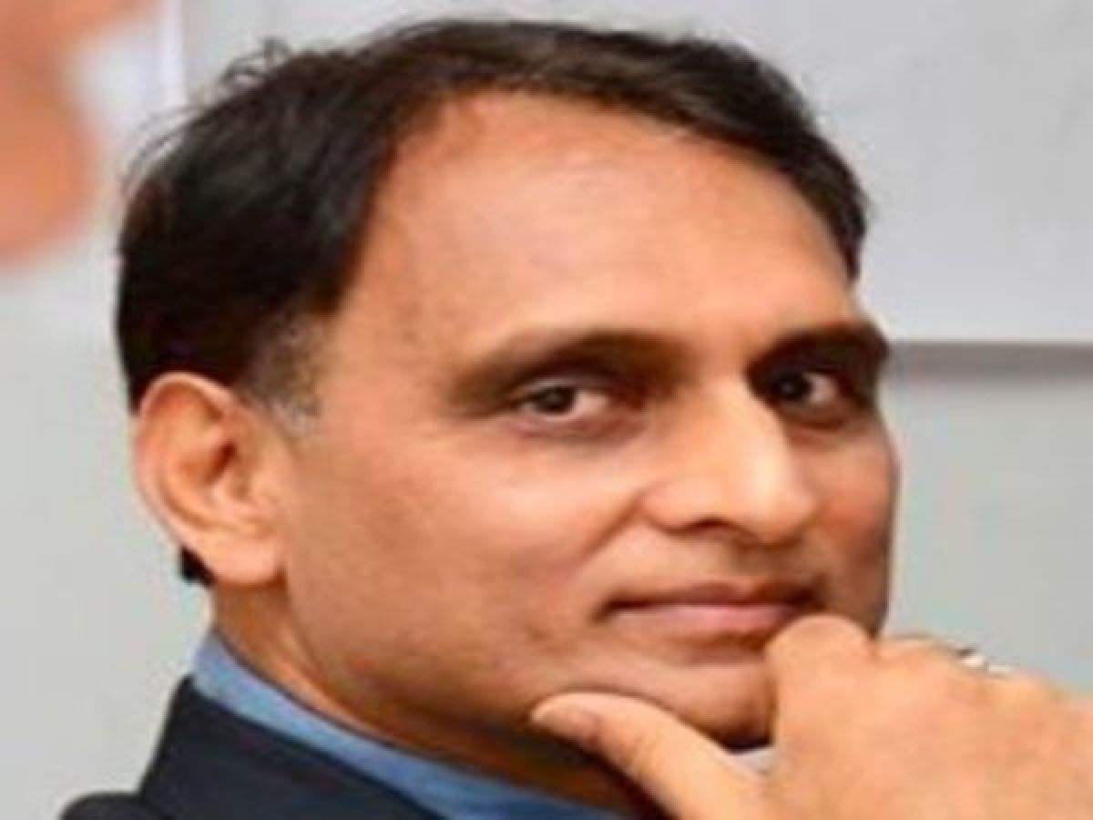 RSS' Rakesh Sinha booked for allegedly fueling communal hatred Oneindia News