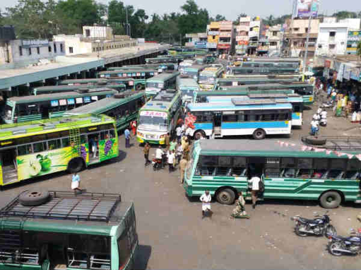 Nationwide transport strike affects commuters of Kerala, Haryana
